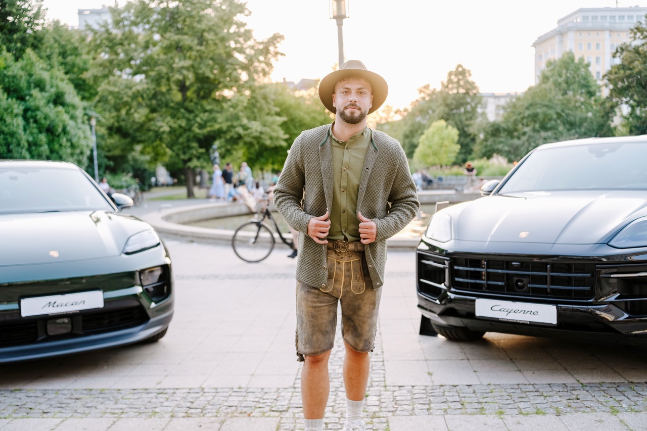 Groß (2025-08-14-1341-Stefan-Deutsch)